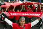 Arak Bendera Merah Putih Raksasa
