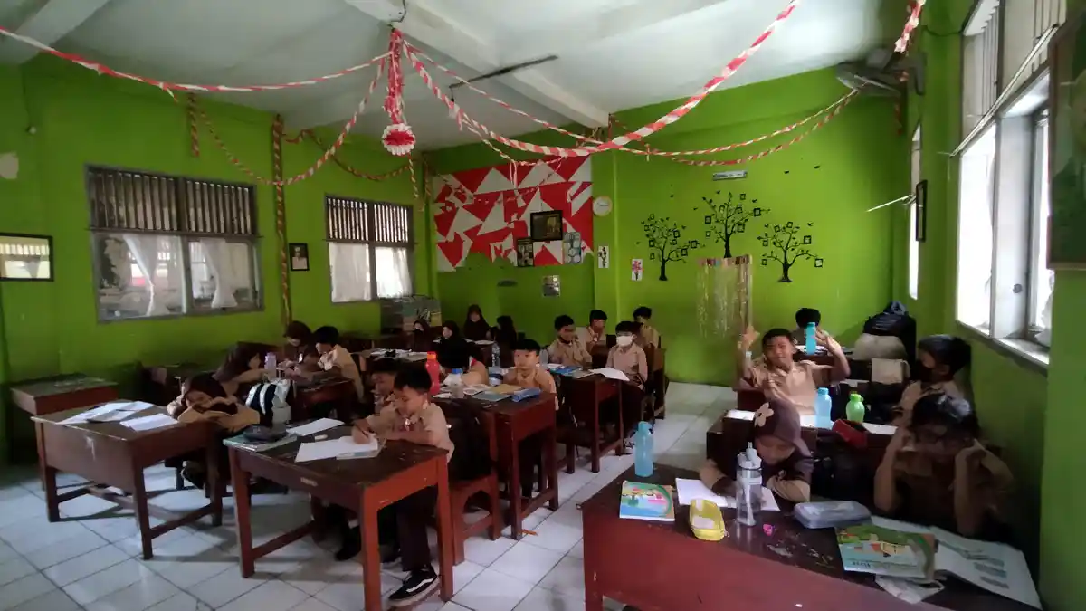 Polemik SDN 1 Pondok Cina, Komisioner KPAI : Pisahkan Konflik dengan Pendidikan Anak