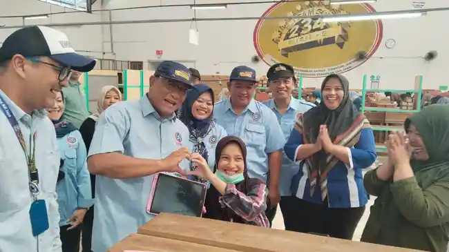 Jumhur Hidayat Minta Tunda Kenaikan Cukai Tembakau: Berantas Rokok Ilegal