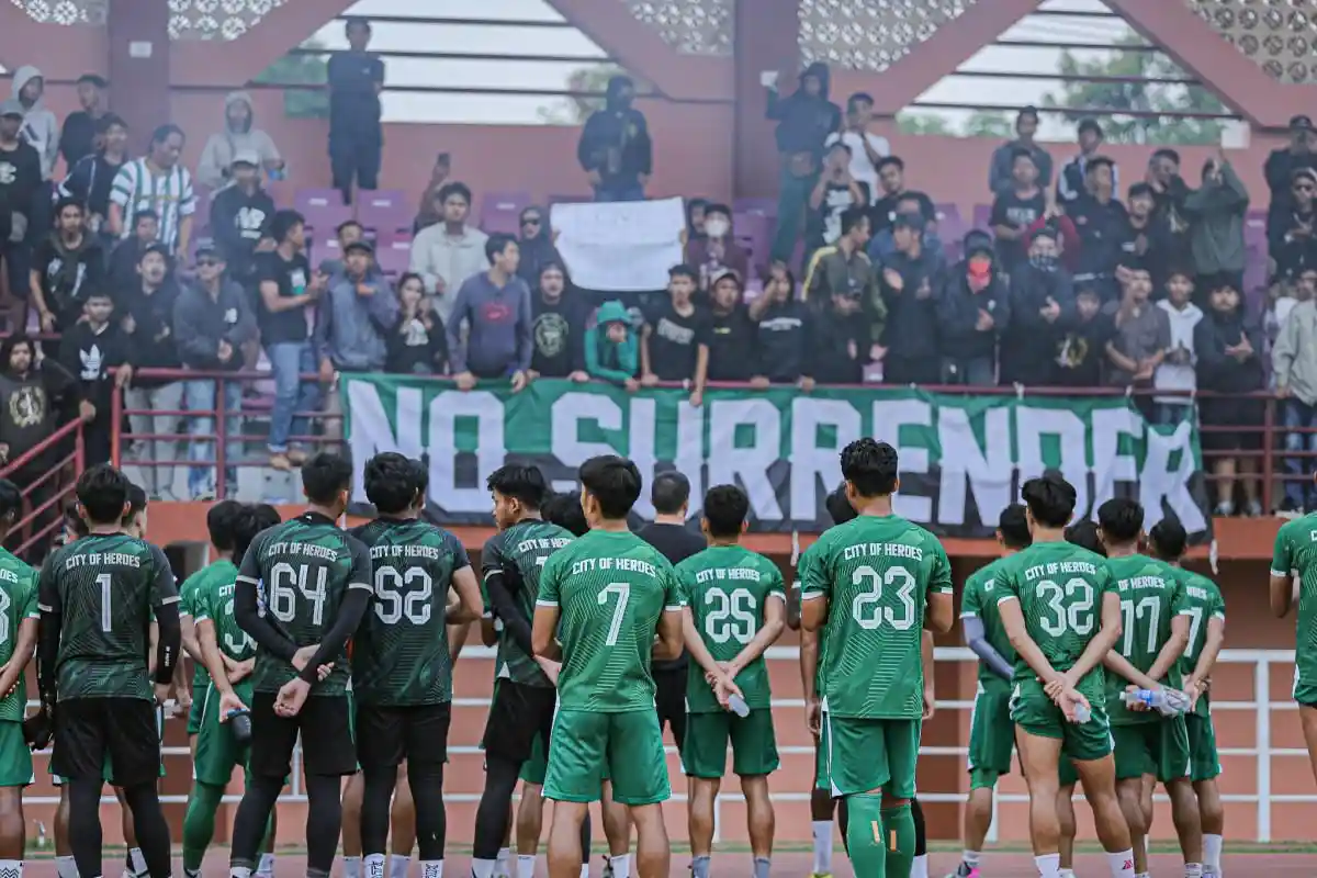 Persebaya Surabaya vs Persija Jakarta: Bonek Suntik Bajul Ijo, The Jakmania Tak Boleh ke Stadion GBT