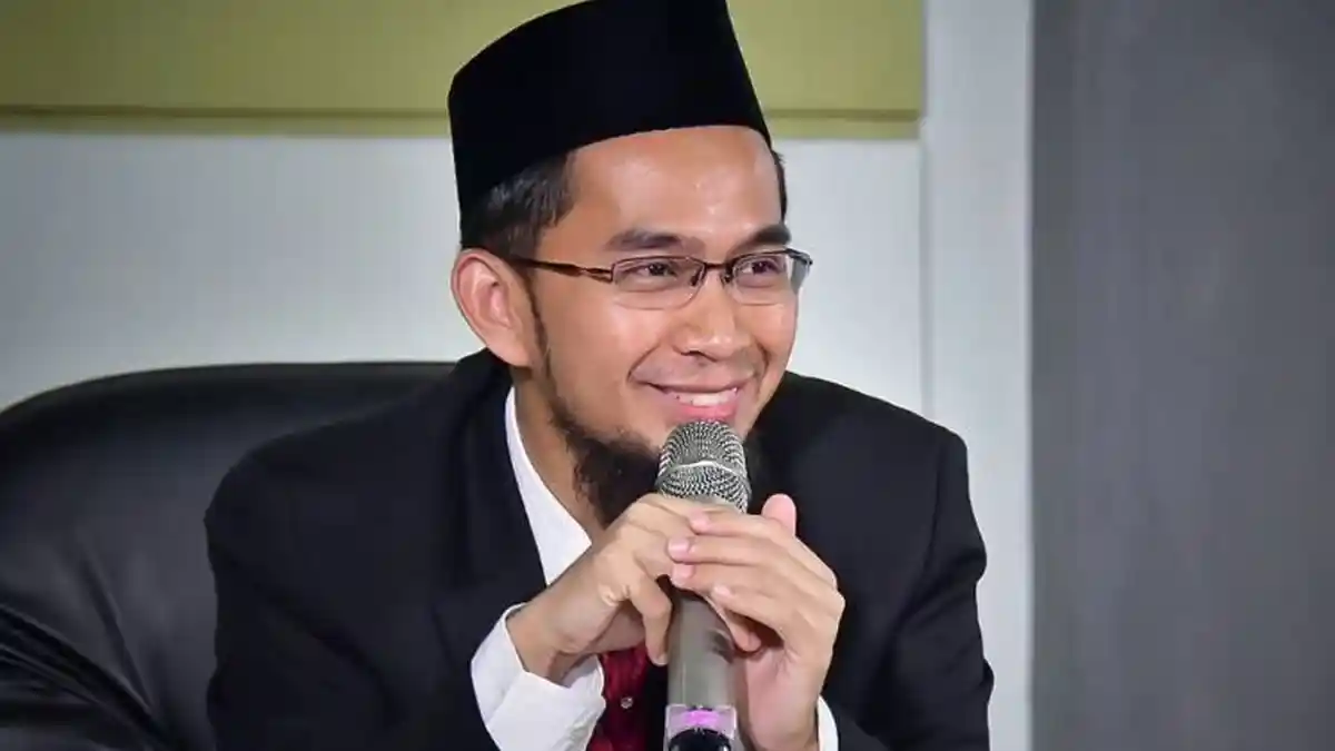 Kabar Bahagia dari Ustadz Adi Hidayat, Sang Istri Melahirkan Anak Bernama Muhammad Abdullah Amali