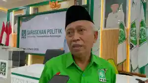 Ketua-DPC-PKB-Tuban-Miyadi-memberikan-keterangan-rencana-pelaksanaan-Muscab.jpg