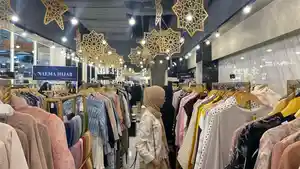Ragam-pilihan-busana-muslimah-di-The-Edit.jpg