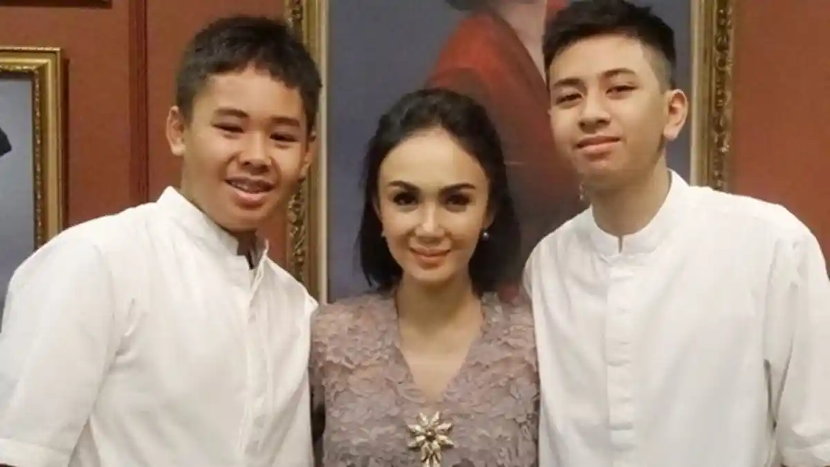 Potret Terbaru Anak Yuni Shara Cello Siahaan Jadi Sorotan, Kini Dewasa dan Makin Tampan