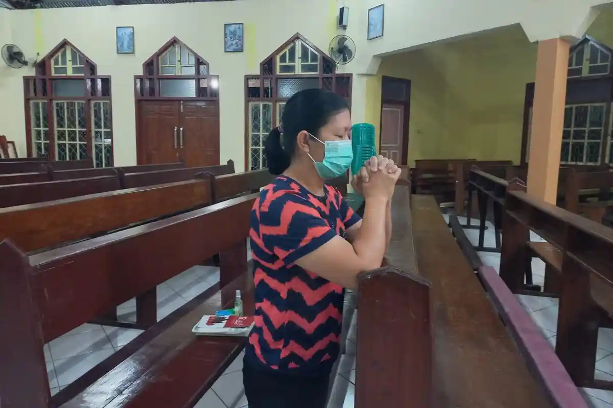 Teks Doa Ketika Mengalami Masalah, Doa Harian Katolik