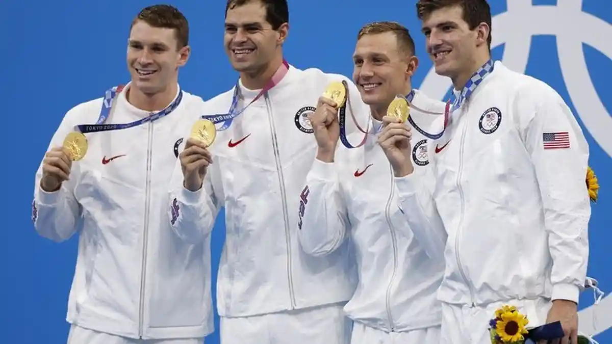 UPDATE: Hasil Renang Olimpiade Tokyo 2021, Tim Renang AS Sabet Emas dan Pecahkan Rekor Dunia
