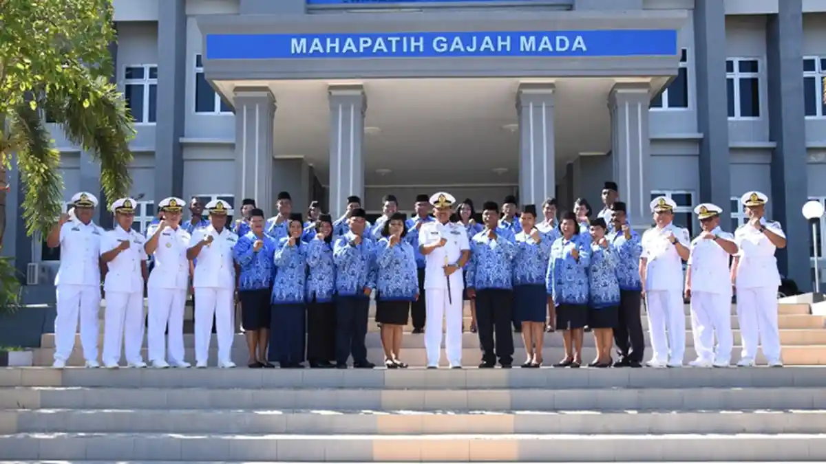 Danlantamal Pimpin Apel HUT KORPRI ke-48 di Lingkungan Lantamal VII Kupang