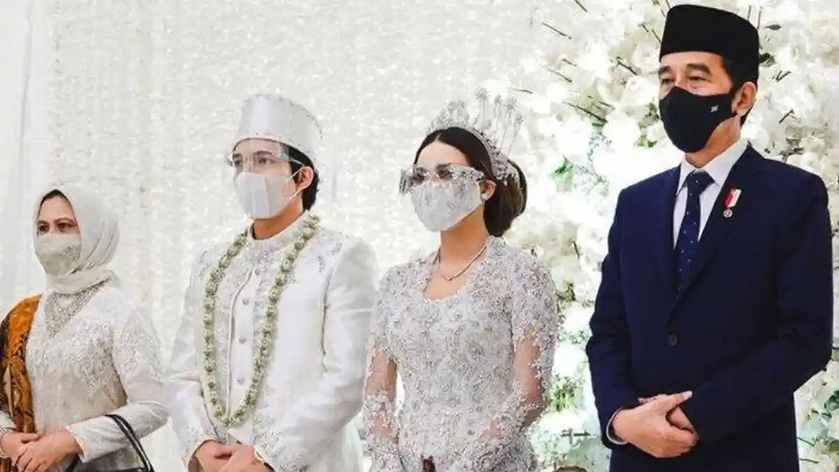 Atta Halilintar Tercengang Buka Isi Kado Pernikahan dari Jokowi dan Iriana, Aurel: Asli Nih Pasti