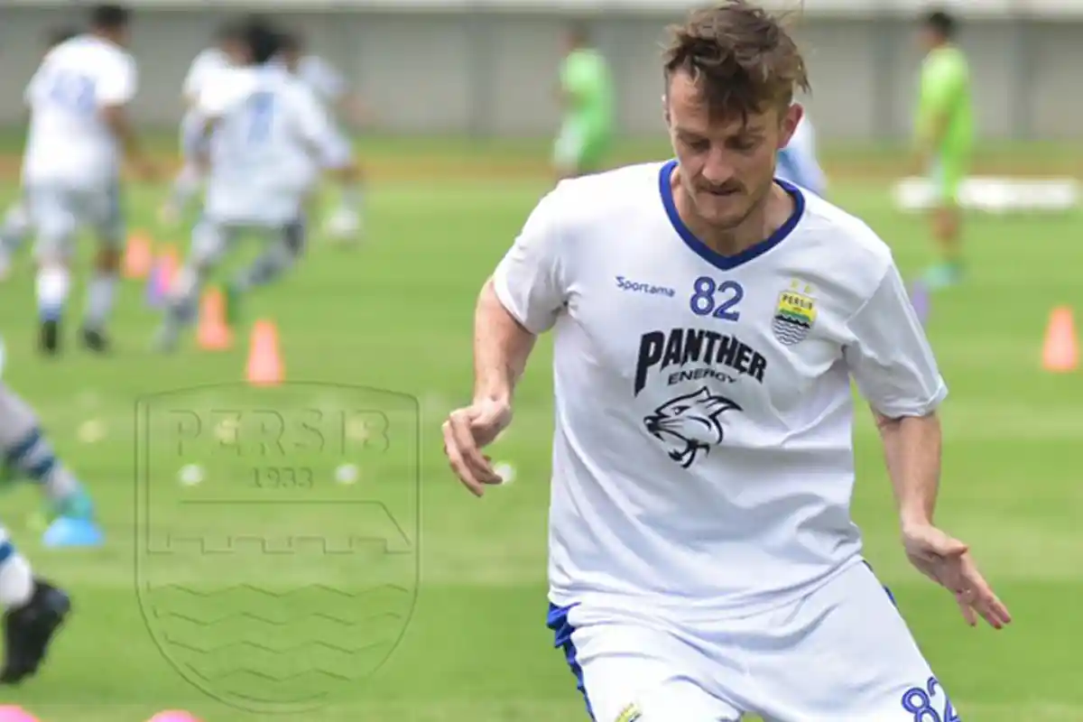 BERITA PERSIB - Tak Main saat Persib Lawan Persela Lamongan, Ternyata Begini Kondisi Rene Mihelic