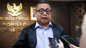KEBIJAKAN-SUBSIDI-TRANSPORTASI-Ketua-Komisi-B-DPRD-Provinsi-DKI-Jakarta-Nova-Harivan-Paloh.jpg