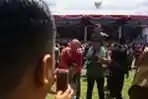 Menikmati Halaman Istana Merdeka