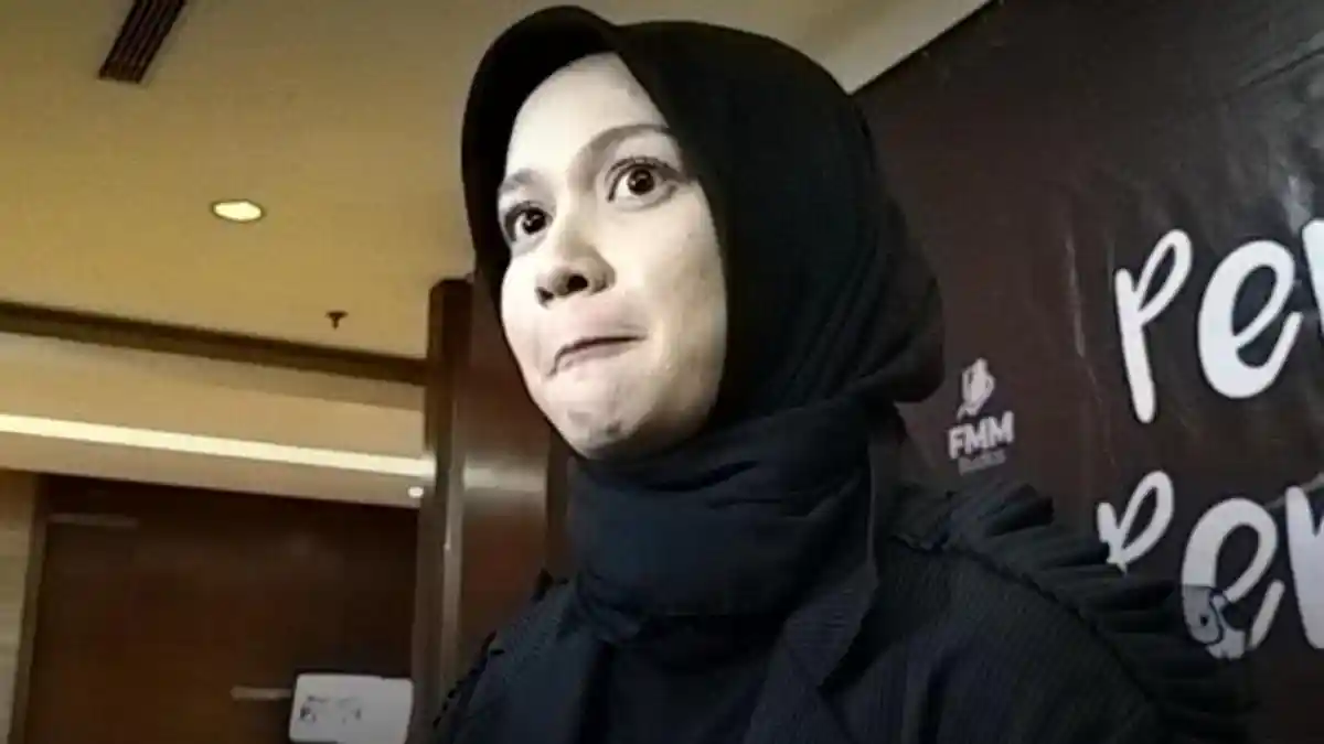 Bintangi Film Perjalanan Pembuktian Cinta, Dea Annisa Dalami Al Quran