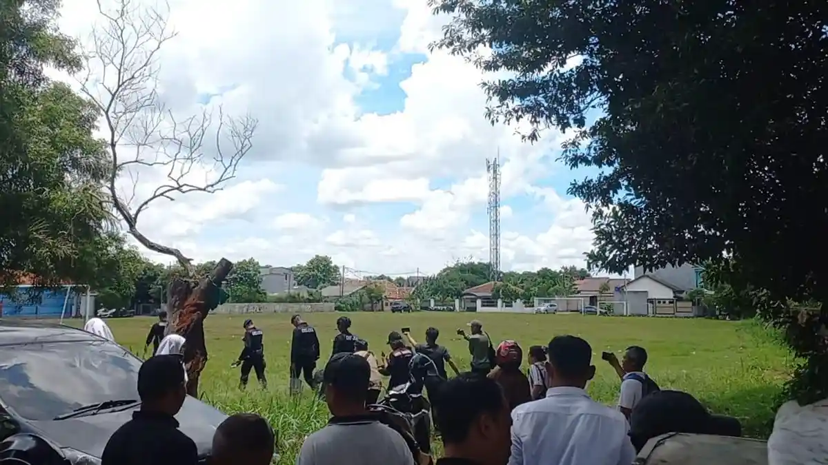 Diduga Dukun Santet di Ciputat Punya Granat Hingga Senjata Api, Diamankan ke Polsek Ciputat Timur 