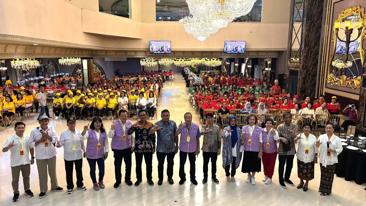 Lansia Sulsel Rayakan Halun Nasional ke-29 Penuh Canda dan Tawa di Makassar