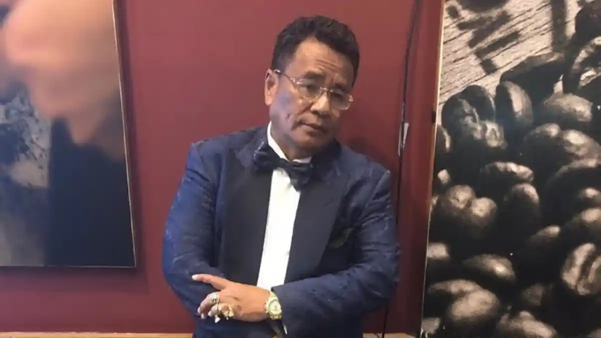 Hotman Paris Cari Aspri Baru, Paras Cantik Wajib Jago Bela Diri, Siap Beri Gaji Besar, Tertarik?