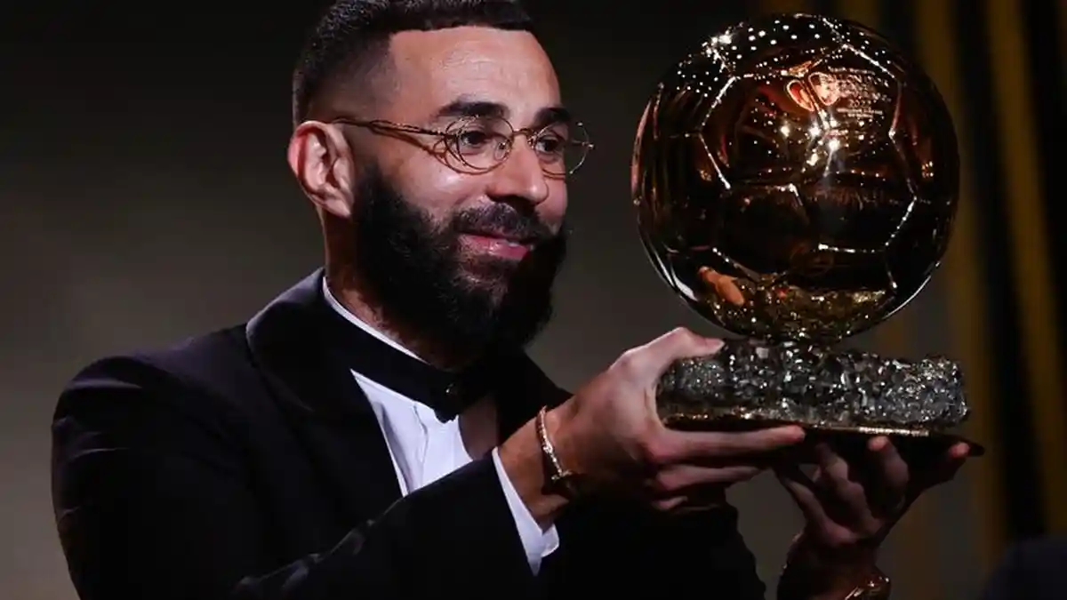 Karim Benzema Raih Ballon d'Or 2022, 56 Laga, 50 Gol, dan 4 Trofi