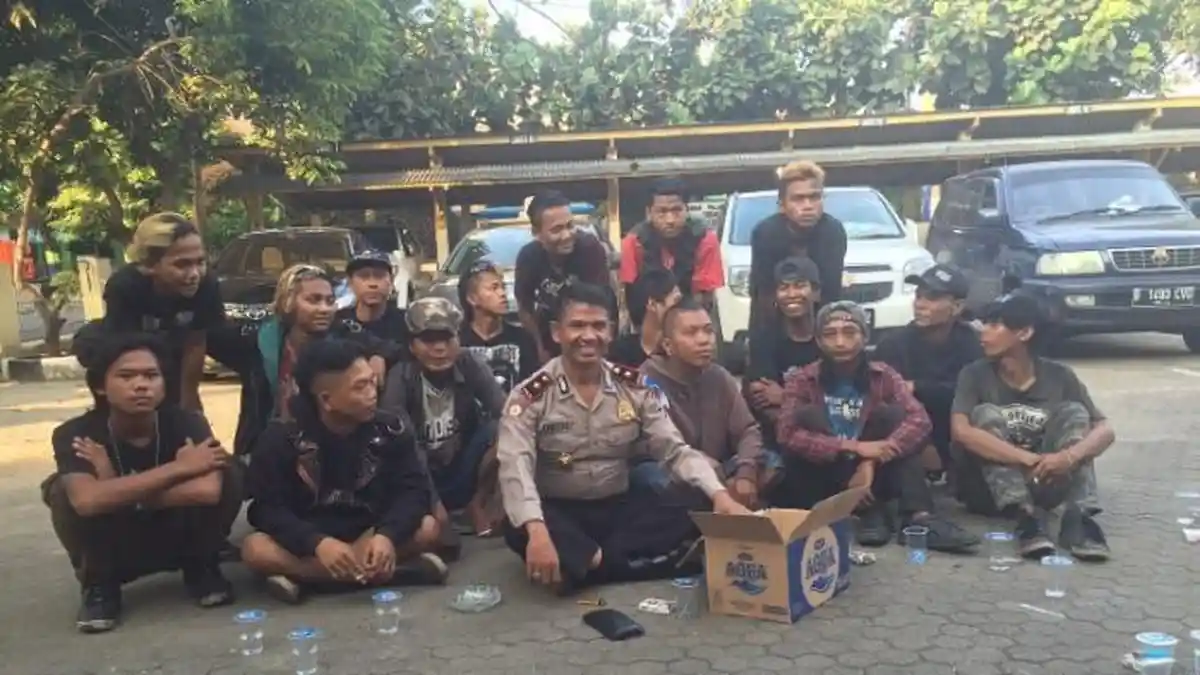 Sosok AKBP Dermawan yang Dikeroyok Oknum Ormas PP, Dulu Sempat Viral di Twitter Gegara Pegang Ular