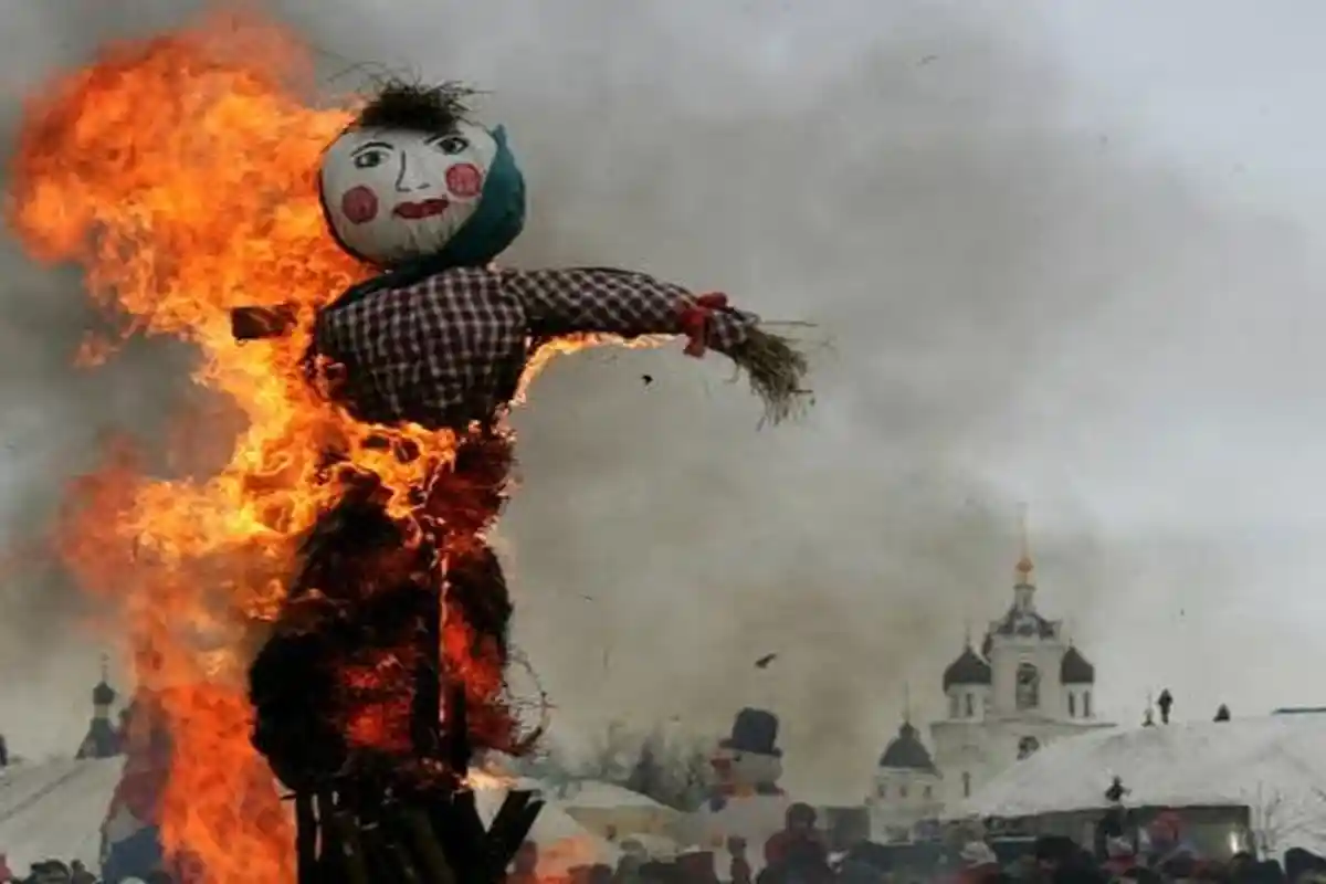 Ini Dia 10 Tradisi Aneh dari Berbagai Belahan Dunia saat Menyambut Tahun Baru