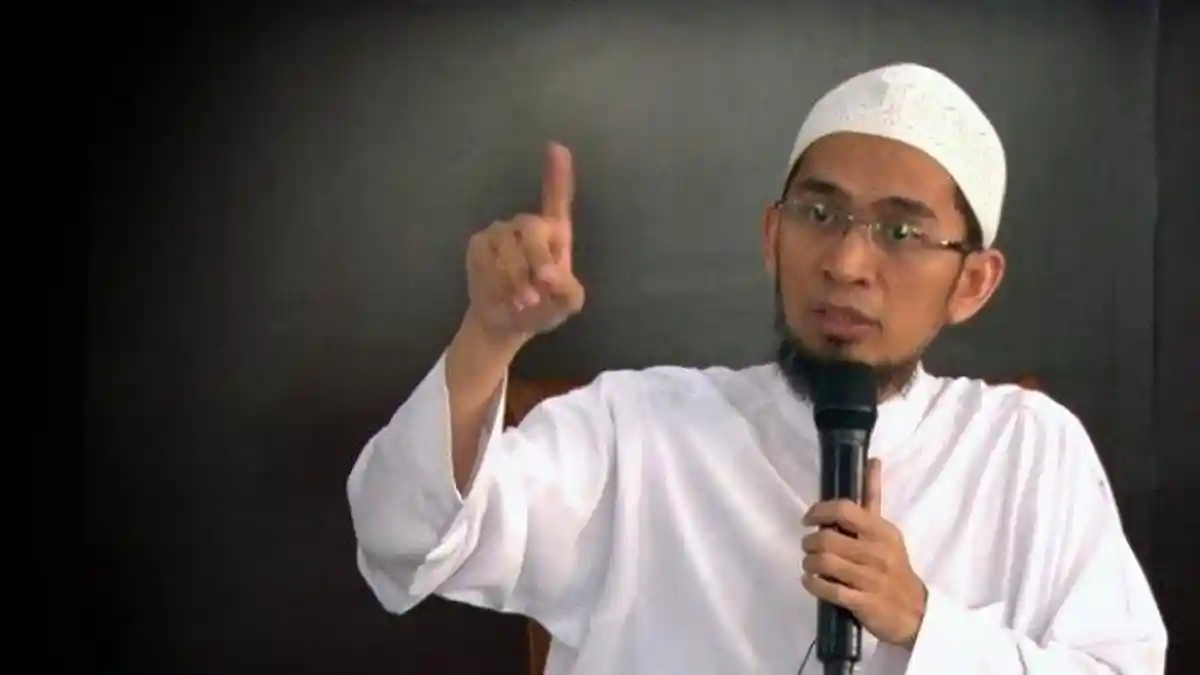 Doa yang Bisa Muslim Amalkan untuk Bisa Cepat Melunasi Utang Menurut Ustaz Adi Hidayat
