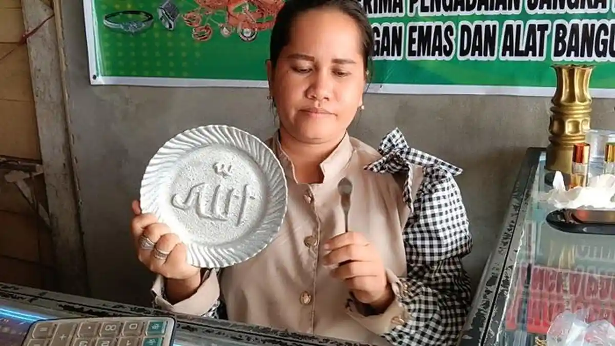 Harta Karun Tempo Dulu Bermunculan di Pedamaran OKI, Toko Perak Diserbu Penjual Barang Antik