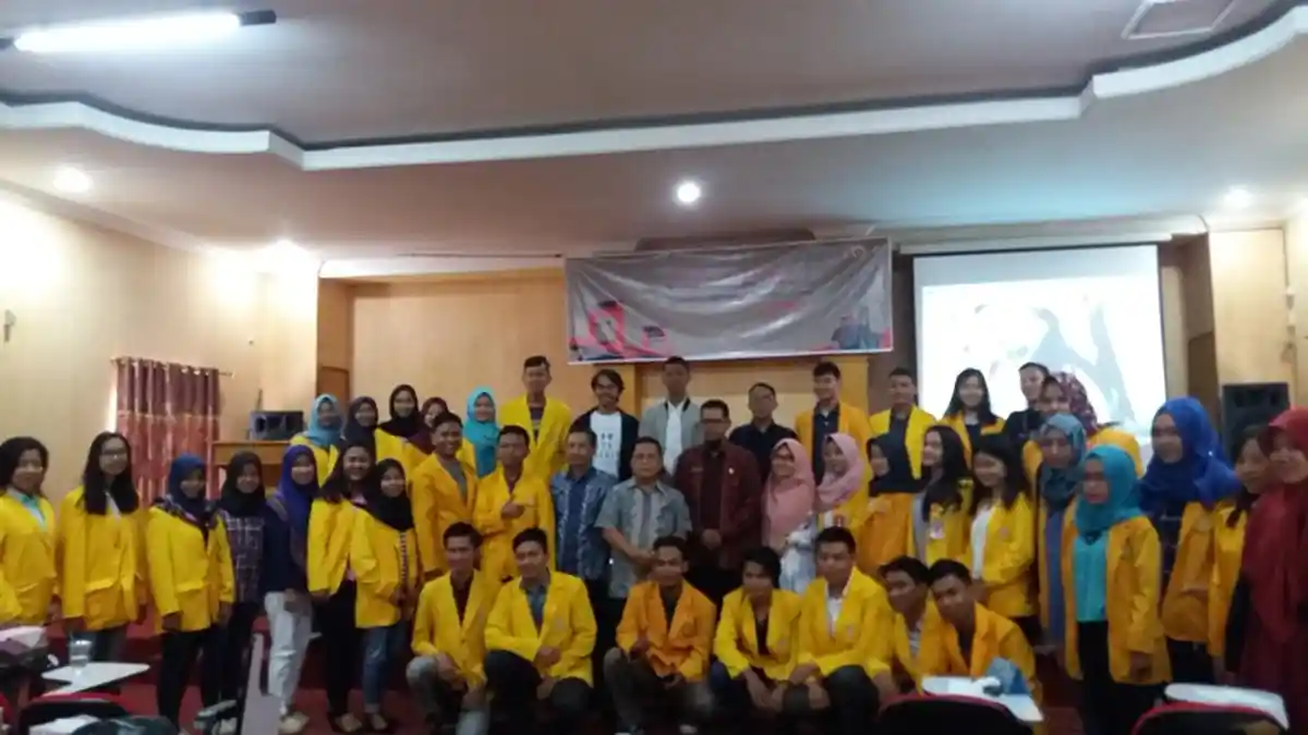 Mahasiswa Unsri Mengenal Ratu Sinuhun dan UU Simbur Cahaya Melalui Seminar dan Ziarah