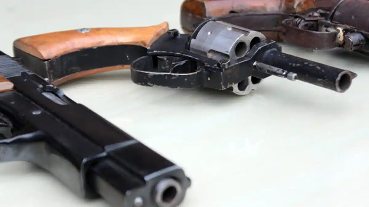 Melawan Pakai Golok Saat Ditangkap, Maling Motor Ini Tewas Ditembak Polisi
