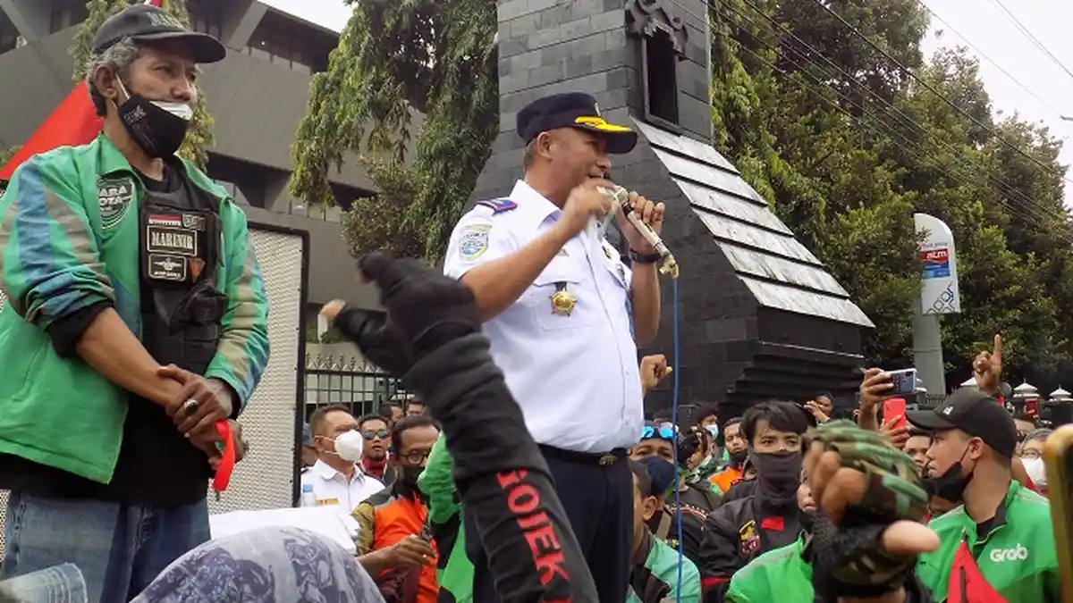 Bantu Ojol dan Taksi Daring Perjuangkan Kesejahteraan, Dishub Jateng Janji Panggil Aplikator