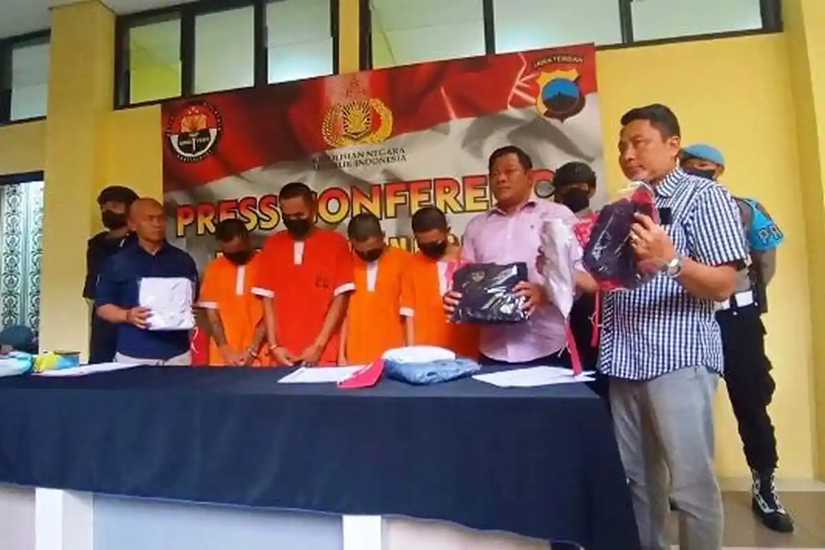 Dalam Sehari, Siswi SMA di Wonosobo Diperkosa Berkali-kali Oleh Empat Pemuda, Berawal di Alun-alun