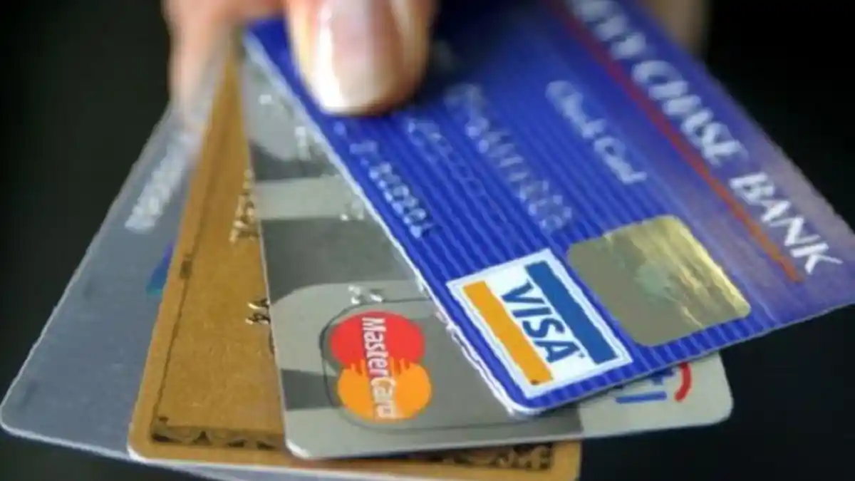 Beda Prinsip, Bank Plat Merah Ini Gratiskan Biaya Admin Tarik Tunai & Pengecekan Saldo
