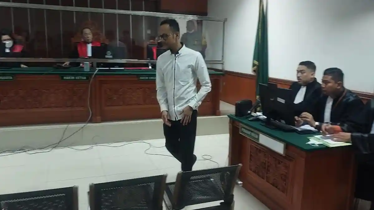 Kasus Narkoba Irjen Teddy Minahasa, Tiga Terdakwa Jalani Sidang Perdana