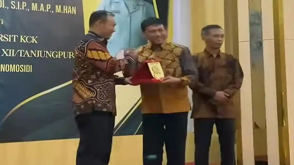 Hadiri Ramah Tamah Danrem 121/ABW, Farhan Harap Kehadiran Danrem Pererat Sinergi TNI dan Pemda
