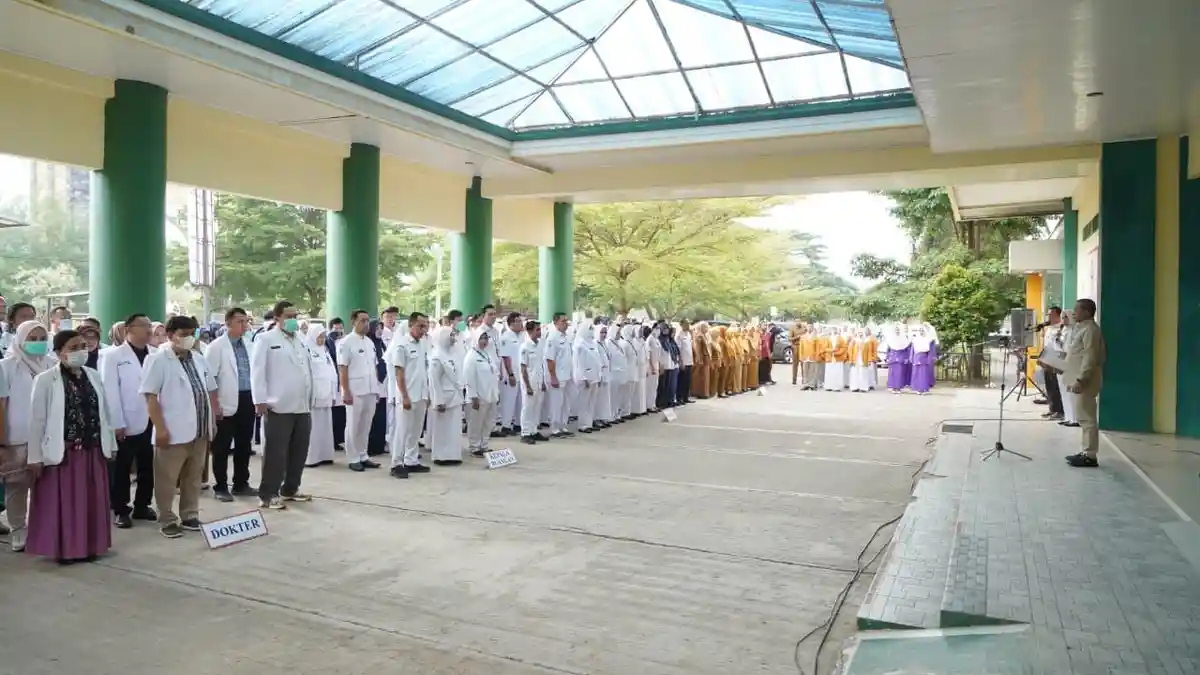Pimpin Apel di RSUD Pringsewu, Riyanto Tekankan Pentingnya Pelayanan ...