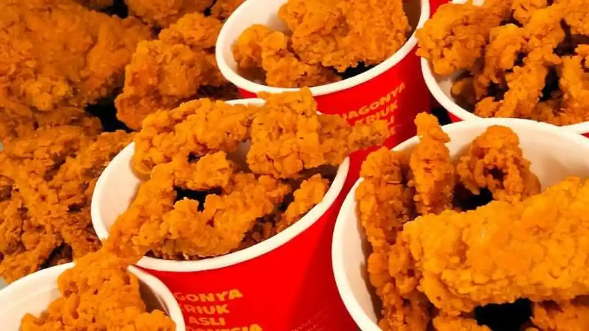 KISAH Mantan Office Boy Kini Jadi Bos Ayam Goreng dengan 3.000 Outlet, Belajar Keras dari Internet