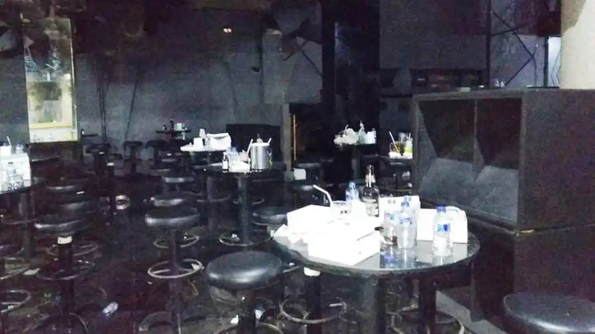 Deretan Bar Jalan Falatehan Juga Langgar Aturan buka