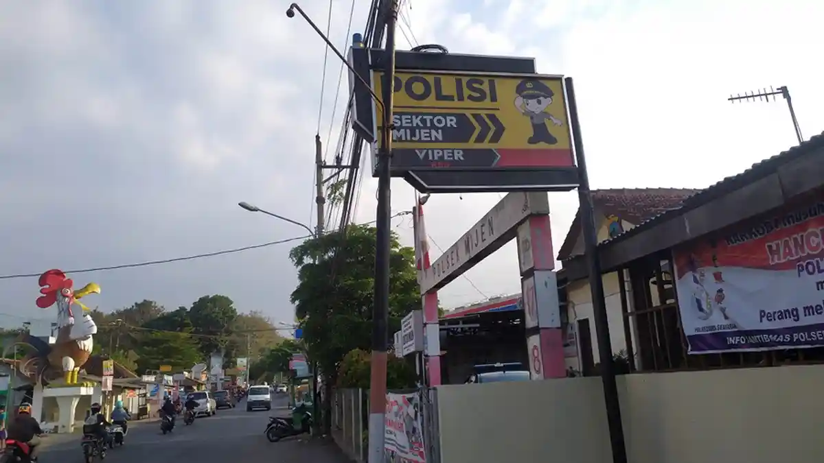 Kasus Perselingkuhan Kapolsek Mijen Diungkap Istrinya, Dilabrak di Rest Area Tol Semarang