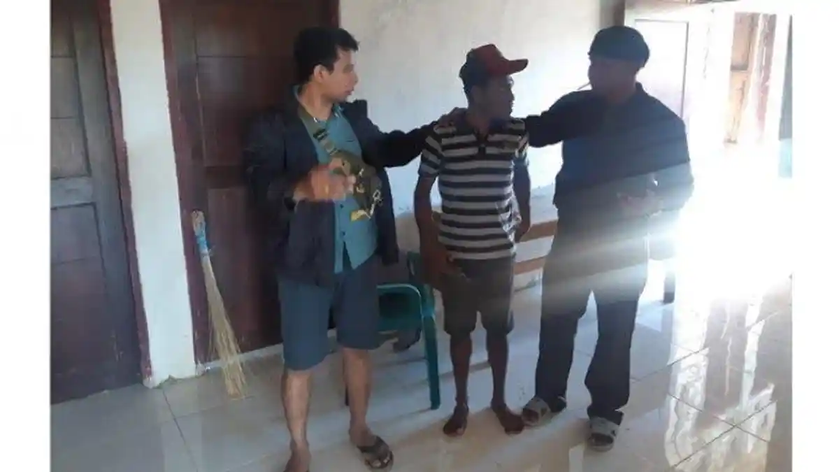 BREAKING NEWS: Tak Terima Kekasih Bersama Pria Lain di Kos, Pemuda di Kupang Aniaya Pacar