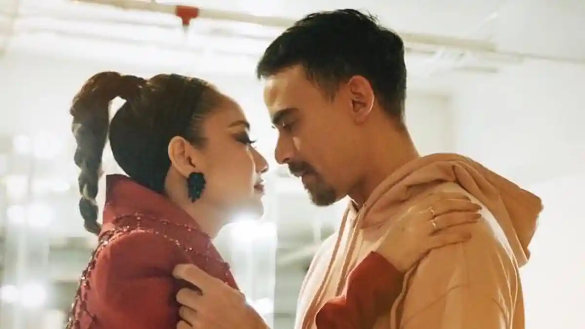 Selalu Romantis selama 11 Tahun Pernikahan, Ini Potret Kemesraan BCL dengan Mendiang Ashraf Sinclair