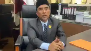 Ketua-DPRD-Kampar-Berpandangan-Positif-Terhadap-Sekdakab-Kampar-Komunikasinya-Baik.jpg