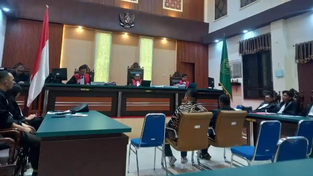 Sidang Kasus Pergeseran Suara Pileg, PPK dan Panwascam Likbar Minut Sulut Divonis 3 Bulan Penjara
