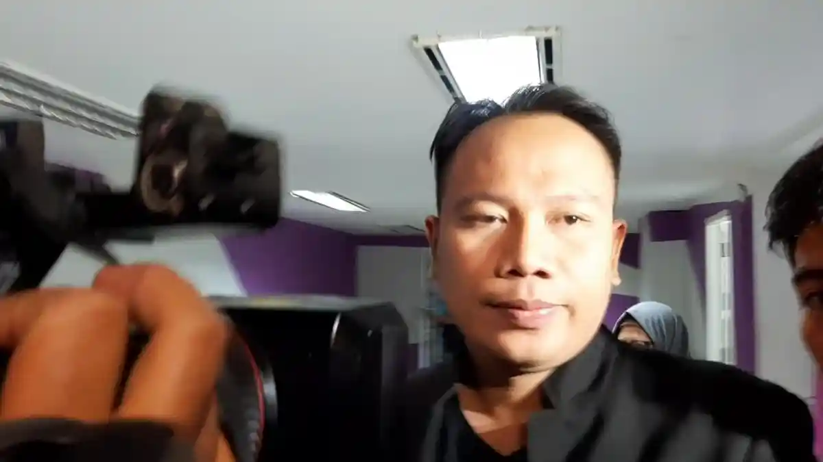 Penangguhan Penahanannya Ditolak Hakim, Vicky Prasetyo Curhat Tentang Nasib Anaknya