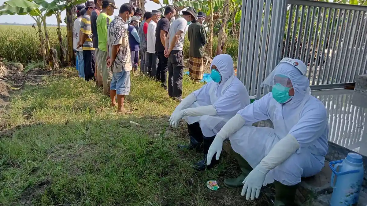 Headline Tribun Jabar,  6 Bulan Honor Belum Dibayar, Duka Tim Pemulasaraan Jenazah Covid-19
