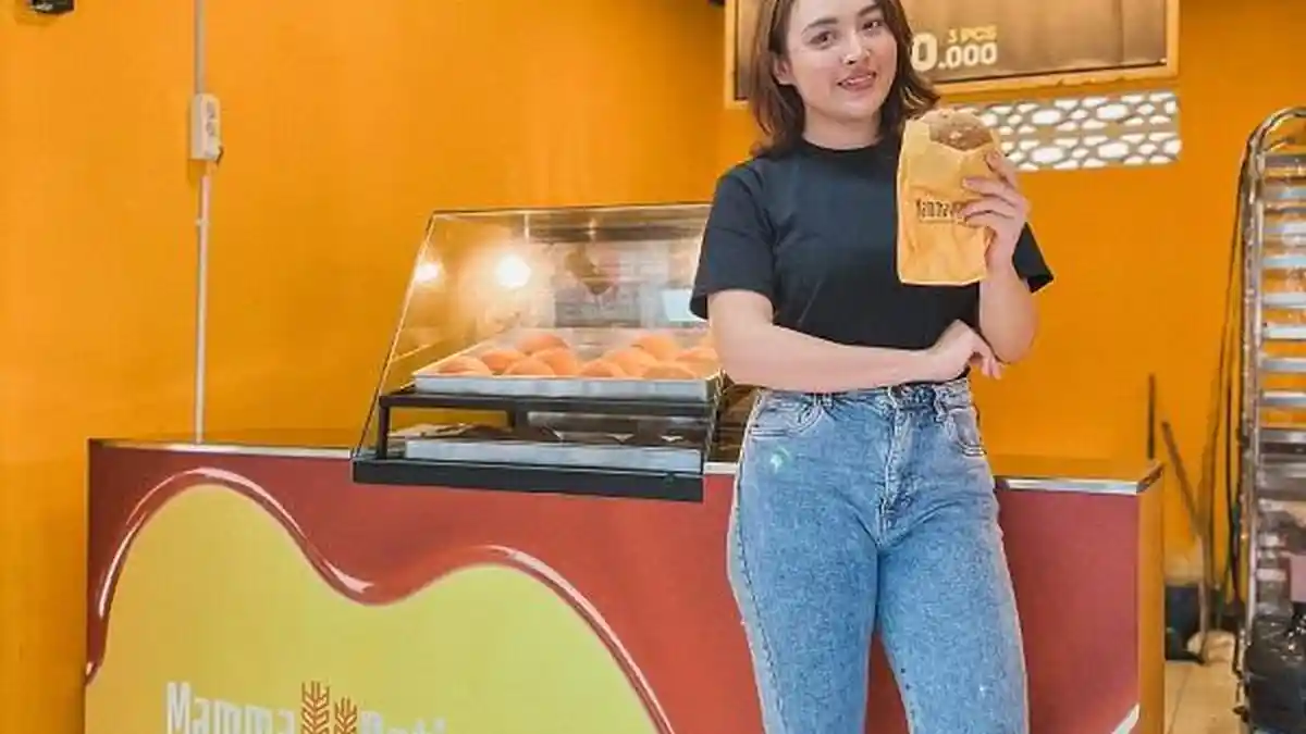 Presenter TV Cantik Asal Jakarta Ini Ekpansi Bisnis Mamma Roti di Demak, Target Buka 100 Cabang