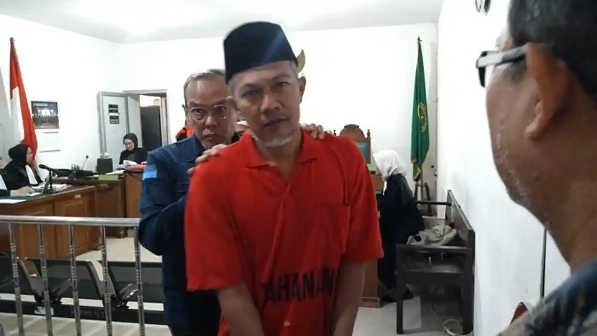 Habisi Pria Selingkuhan Istrinya, Herianton Divonis 15 Tahun Penjara di PN Palembang - Sripoku.com