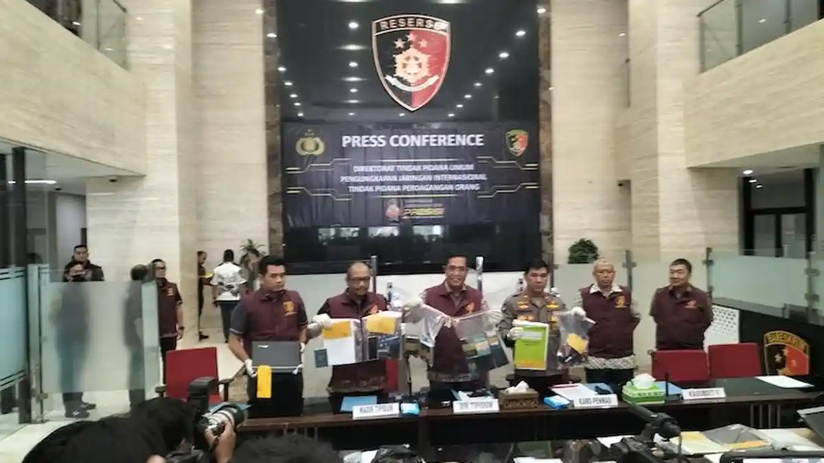 Komisi I DPR Minta Polri Bongkar Aktor di Belakang Layar Kasus Perdagangan Orang