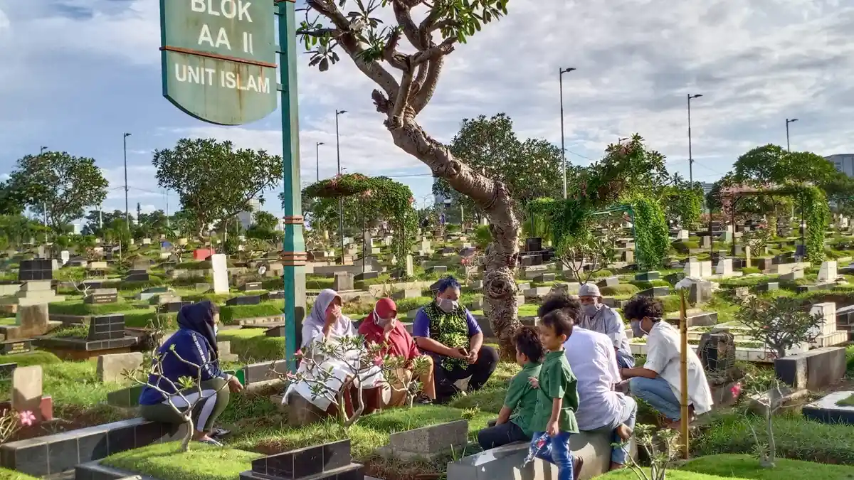 BACAAN Doa Ziarah Kubur, Dilengkapi dengan Tata Cara dan Adab Ziarah Kubur