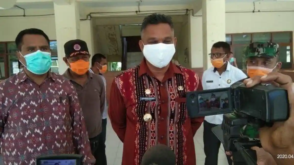 Kadis Ketahanan Pangan Diusir Bupati Sikka, Dituding Main HP Saat Rapat