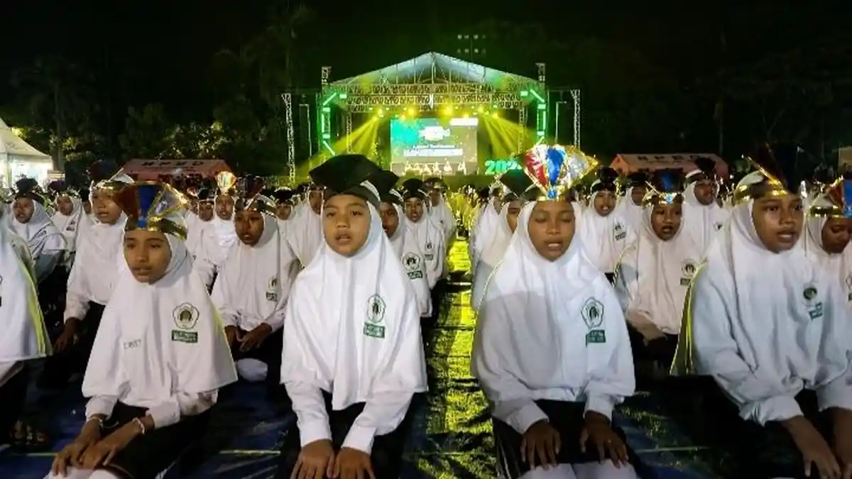 Geger 130 Stan Diserbu, Gebyar Ekonomi Santri 2026 Bondowoso Meledak!
