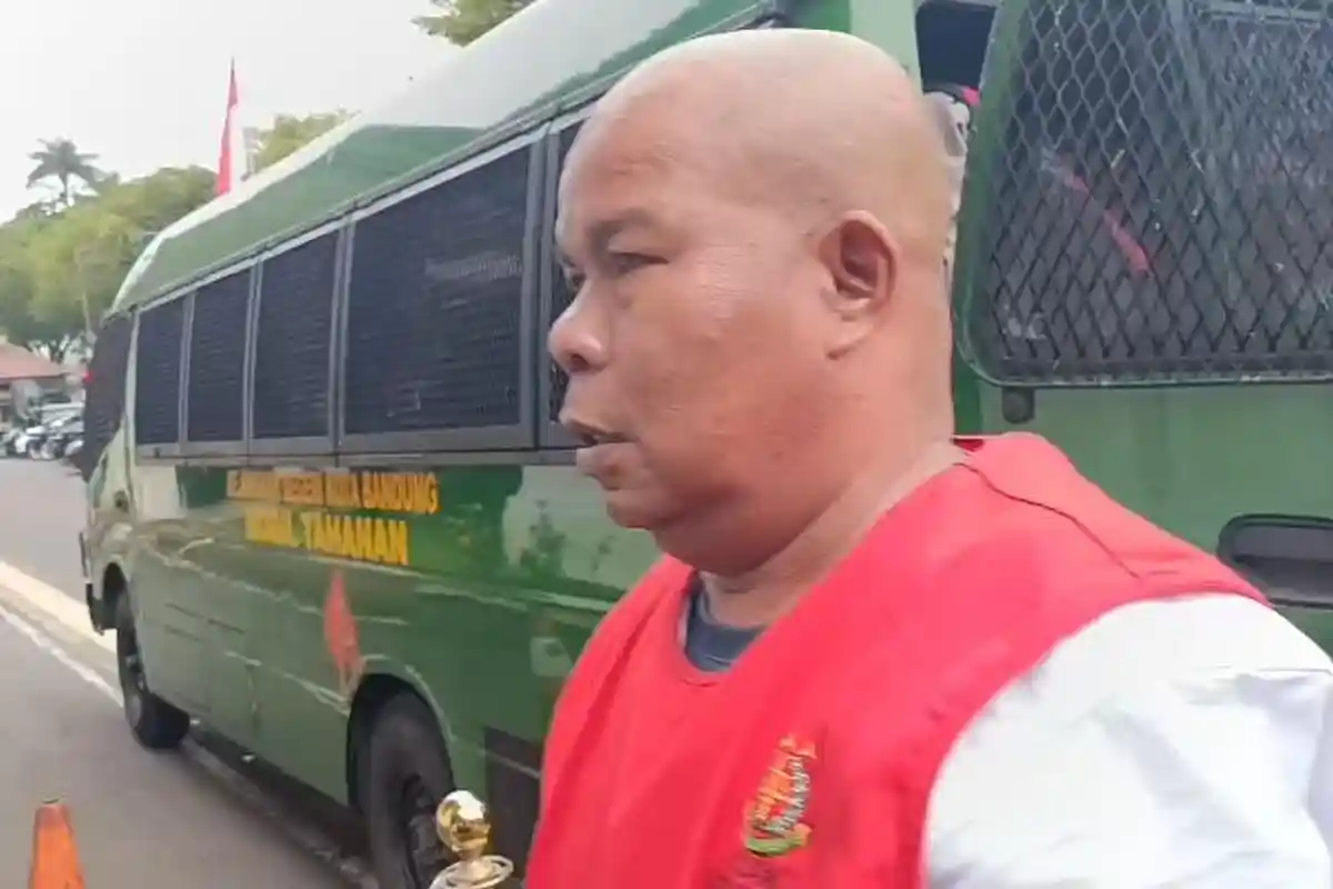 Endang Juta Pengusaha Tambang Pasir Galunggung Jalani Sidang Perdana di PN Bandung