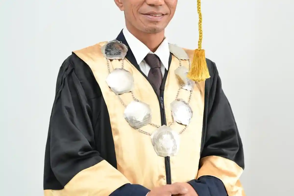 BREAKING NEWS : Unika Santu Paulus Ruteng Manggarai Kembali Kukuhkan Guru Besar Ketiga