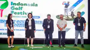golf-yang-selama-ini-identik-dengan-eksklusivitas-dan-citra-mahal-disebut.jpg